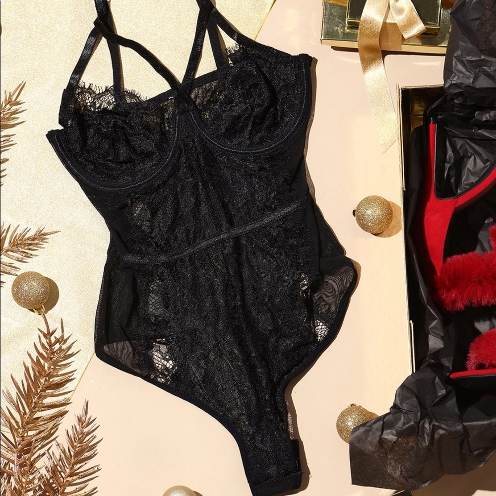 Lace teddy